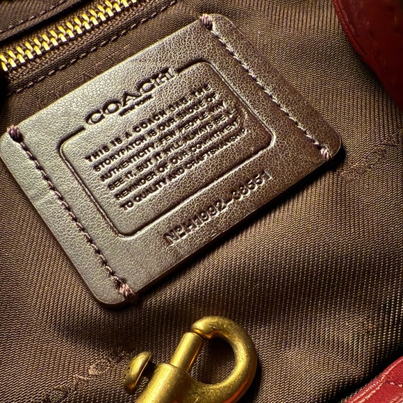 Coach Dreamer 21 Leather Satchel/Crossbody  Oxblood Color. 11Lx7Hx4D. - Picture 6 of 8